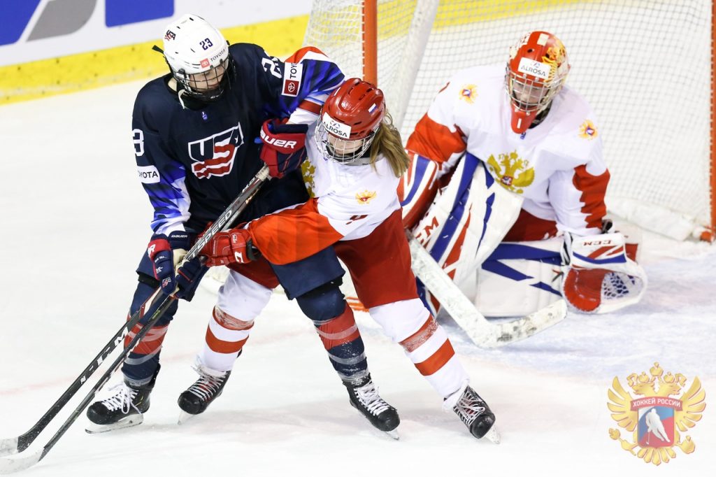Хоккеистки сборной США не пустили россиянок в финал первенства мира