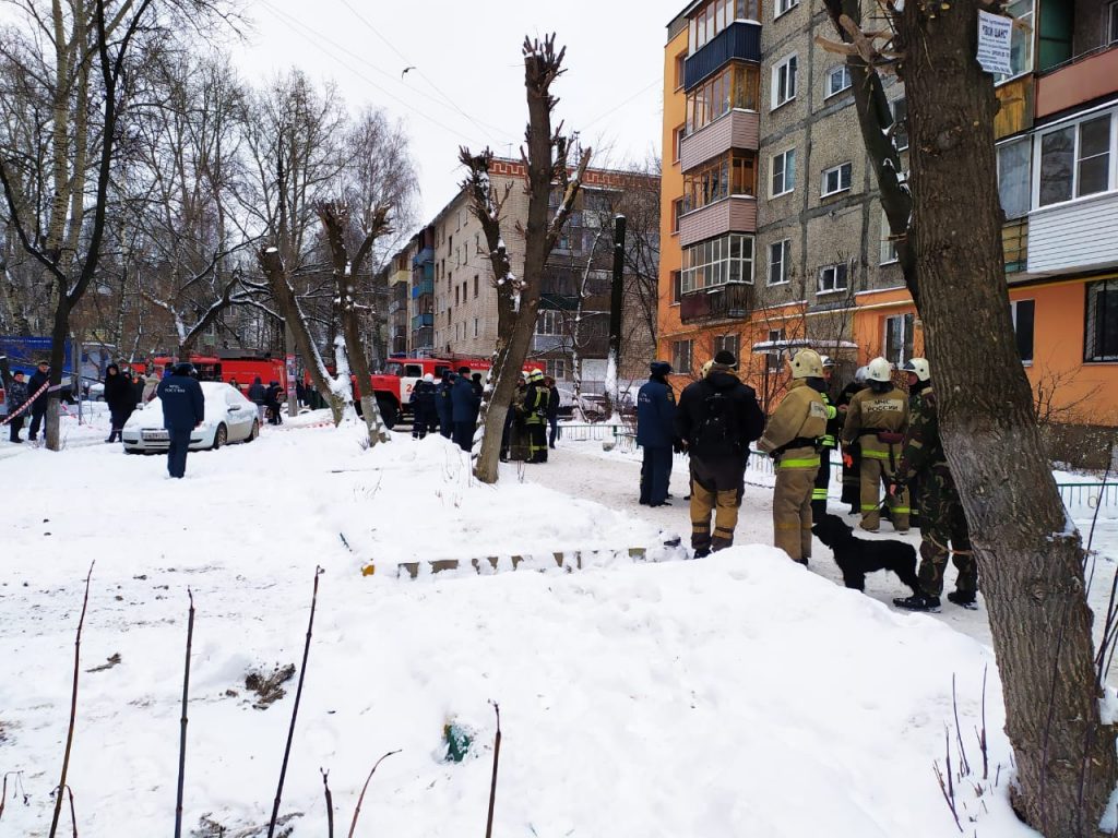 Жители дома на Светлоярской, где произошел взрыв, вернулись в свои квартиры