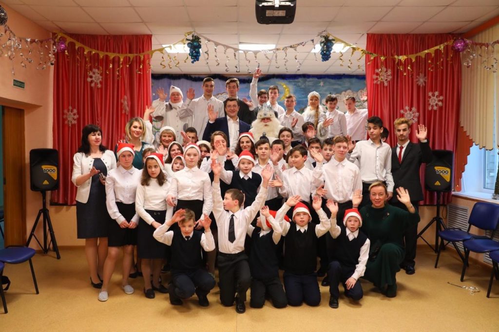 Глеб Никитин поздравил с Новым годом воспитанников школы-интерната № 8 в Нижнем Новгороде