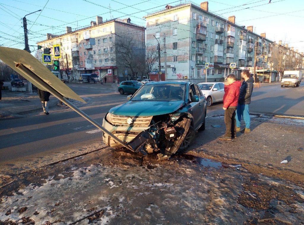 Крупное ДТП произошло в Дзержинске: есть пострадавшие (ФОТО)