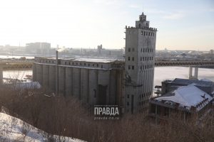 «Снос элеватора вызвал всеобщий интерес»: нижегородцы массово фотографируют здание зернового комплекса с земли и воздуха