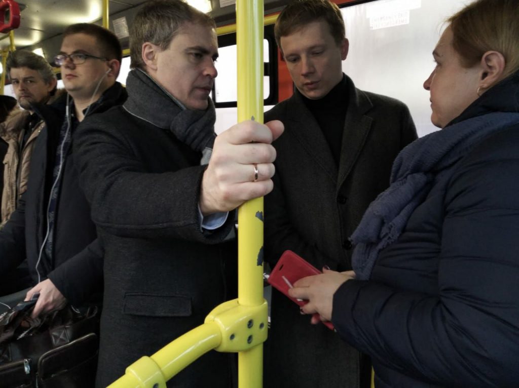 Маршрутка подрезала автобус с мэром Нижнего Новгорода