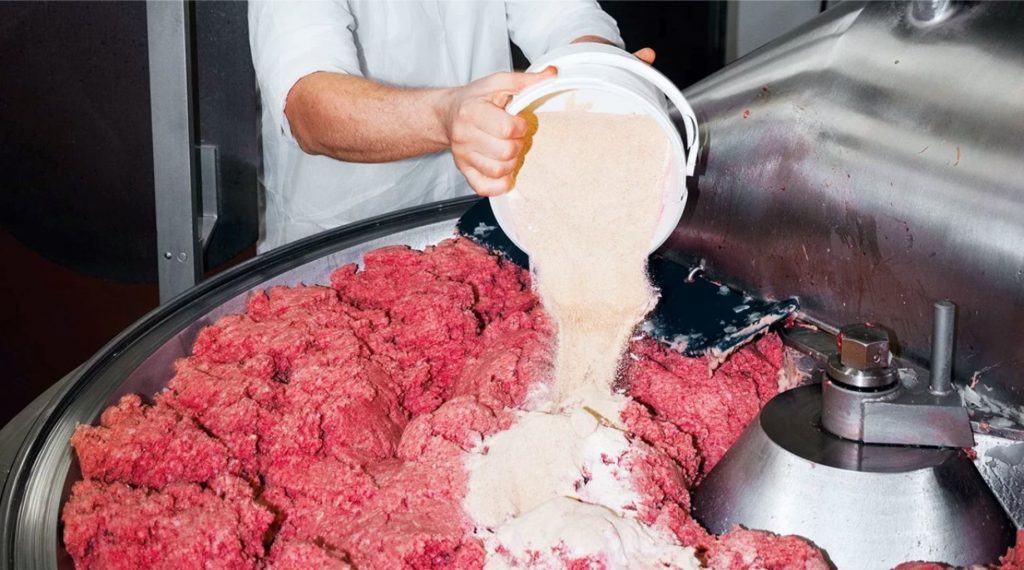 Сотрудник нижегородского мясокомбината лишился руки на производстве