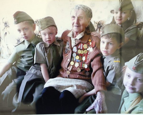 «Не забывай, меня как звали»: нижегородцы поделились историями жизни своих мам и бабушек, прошедших войну