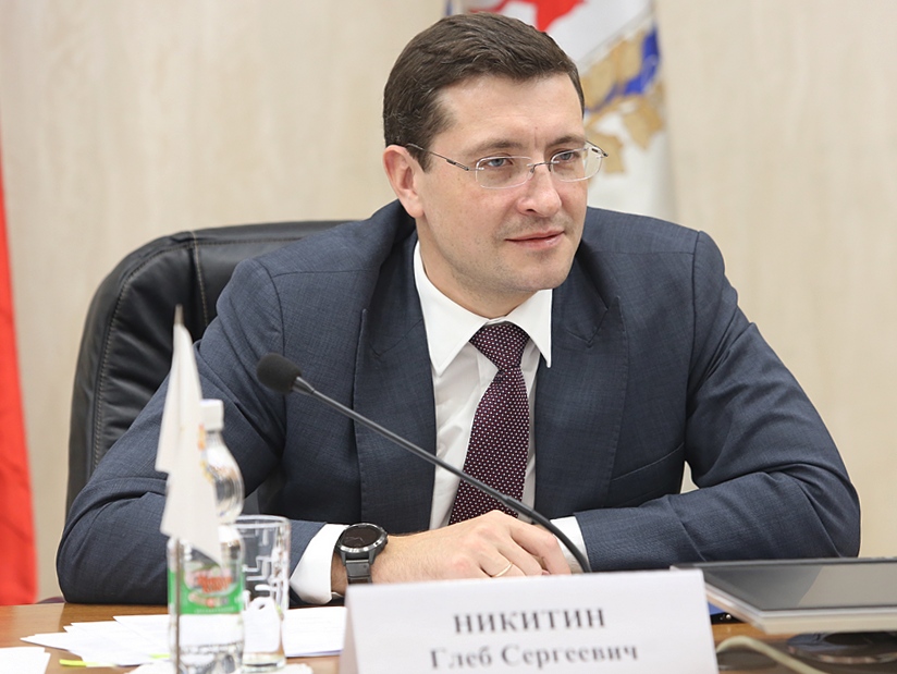 Глеб Никитин представил депутатам Законодательного собрания заместителей губернатора и заместителя председателя правительства