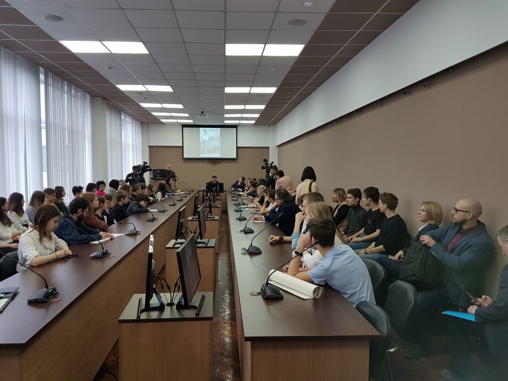 Виртуальную экскурсию по обновлённой улице Ильинской провели для нижегородских школьников