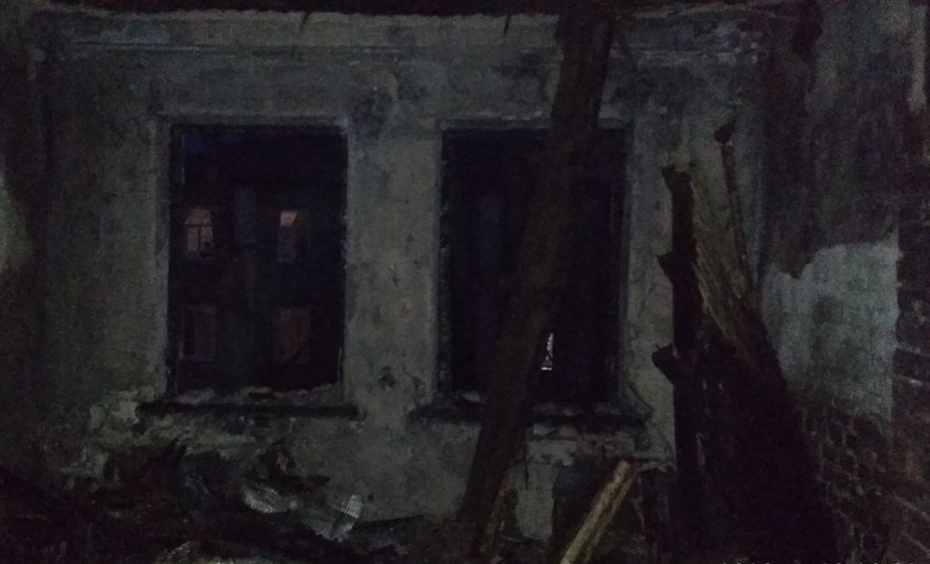 Сосед спас детей из горящей квартиры: стали известны подробности пожара в Павлове