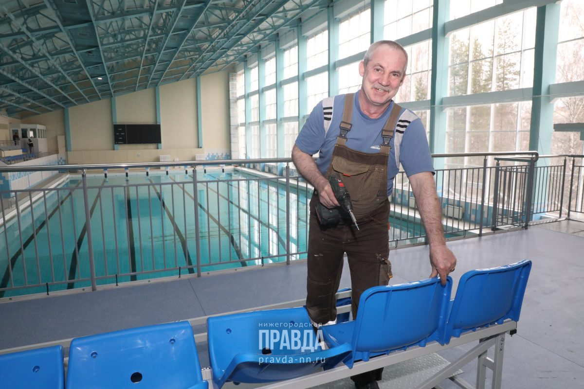 Открытие бассейна дельфин. Бассейн Дельфин в Нижнем Новгороде. Директор бассейна Дельфин. Бассейн Дельфин Нижний Тагил.