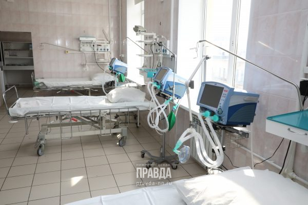 Нижегородские медики спасли жизни троих тяжелейших больных с коронавирусом