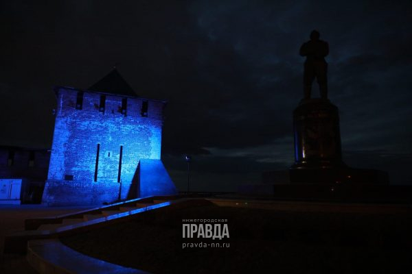 Девять достопримечательностей Нижнего Новгорода окрасятся в синий цвет 2 апреля