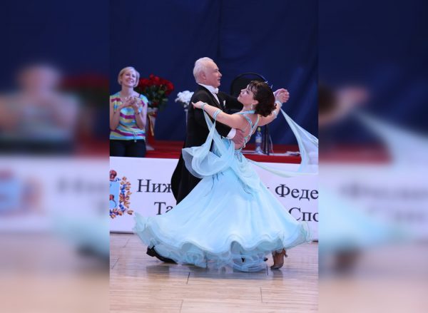 «Красивые движения под музыку позволяют чувствовать себя молодым»: нижегородский пенсионер рассказал о своём увлечении бальными танцами