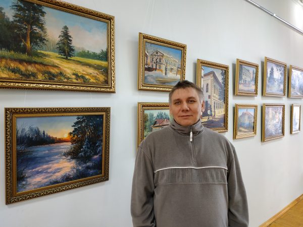 Ветлужский художник сохраняет городскую архитектуру с помощью картин