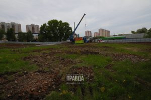 Застройщик ЖК «Дом на Набережной» на улице Родионова отрицает, что строительство может представлять опасность для близлежащих домов