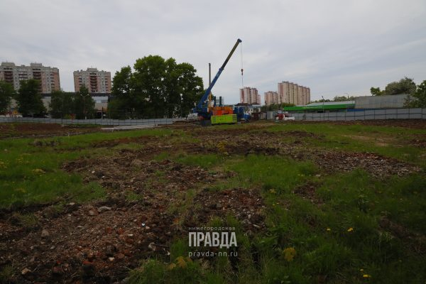 Жители домов на улице Родионова выступают против строительства жилого комплекса на склоне
