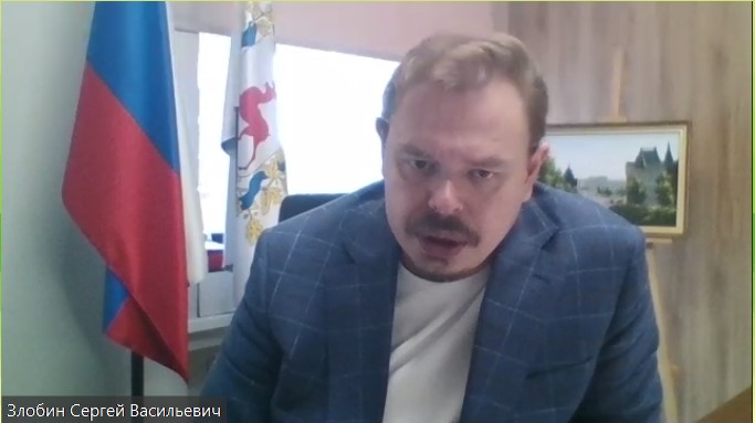 LIVE: министр образования Сергей Злобин отвечает на вопросы читателей «Нижегородской правды»