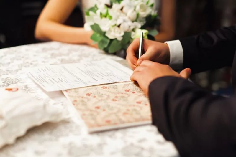 Нижегородские ЗАГСы возобновят личный прием заявлений на брак с 19 мая