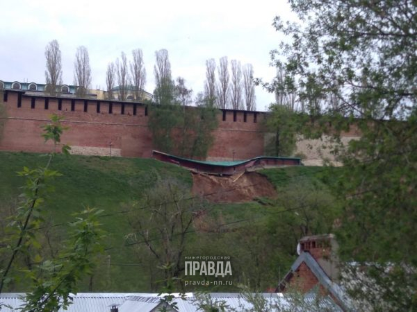 «Оползни и смывы грунта могут продолжиться из-за дождей»: в администрации Нижнего Новгорода рассказали, как борются с последствиями ливней