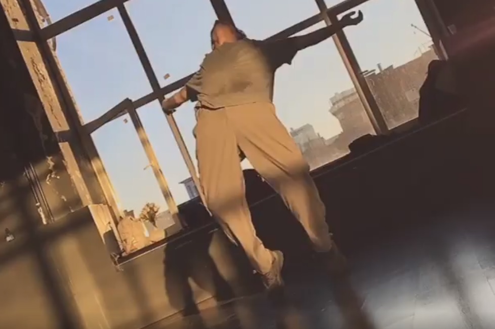 Видео дня: Кирилл Цыганов покорил Instagram чувственным танцем