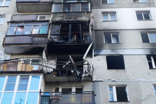 Региональный Минстрой назвал два варианта решения проблем жильцов дома на Краснодонцев
