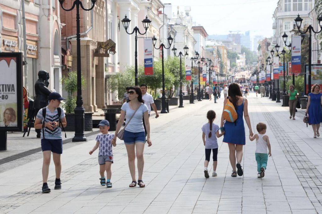 Правда или ложь: выплаты на детей в 10 тысяч рублей станут ежемесячными