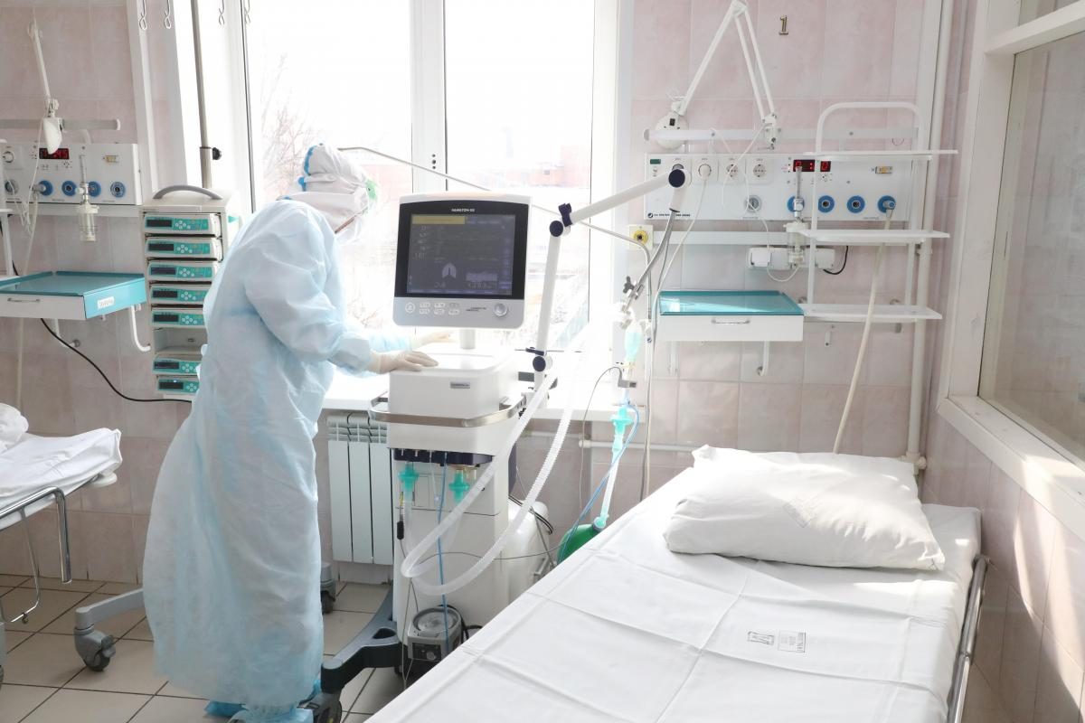 Пять нижегородских больниц получили 300 многофункциональных кроватей