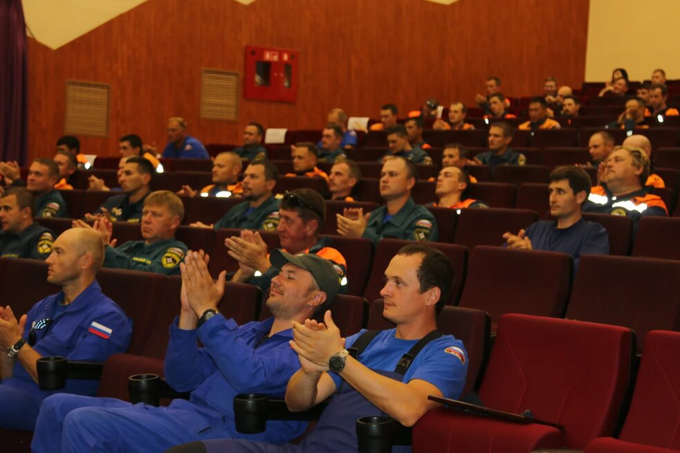 Сборы по техногенной подготовке спасателей проходили в России впервые
