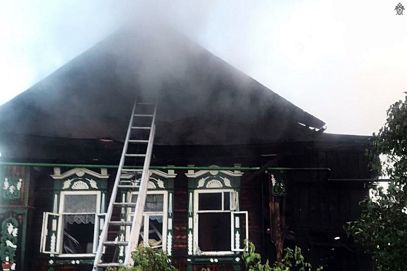 Два пенсионера погибли в пожаре в Арзамасском районе