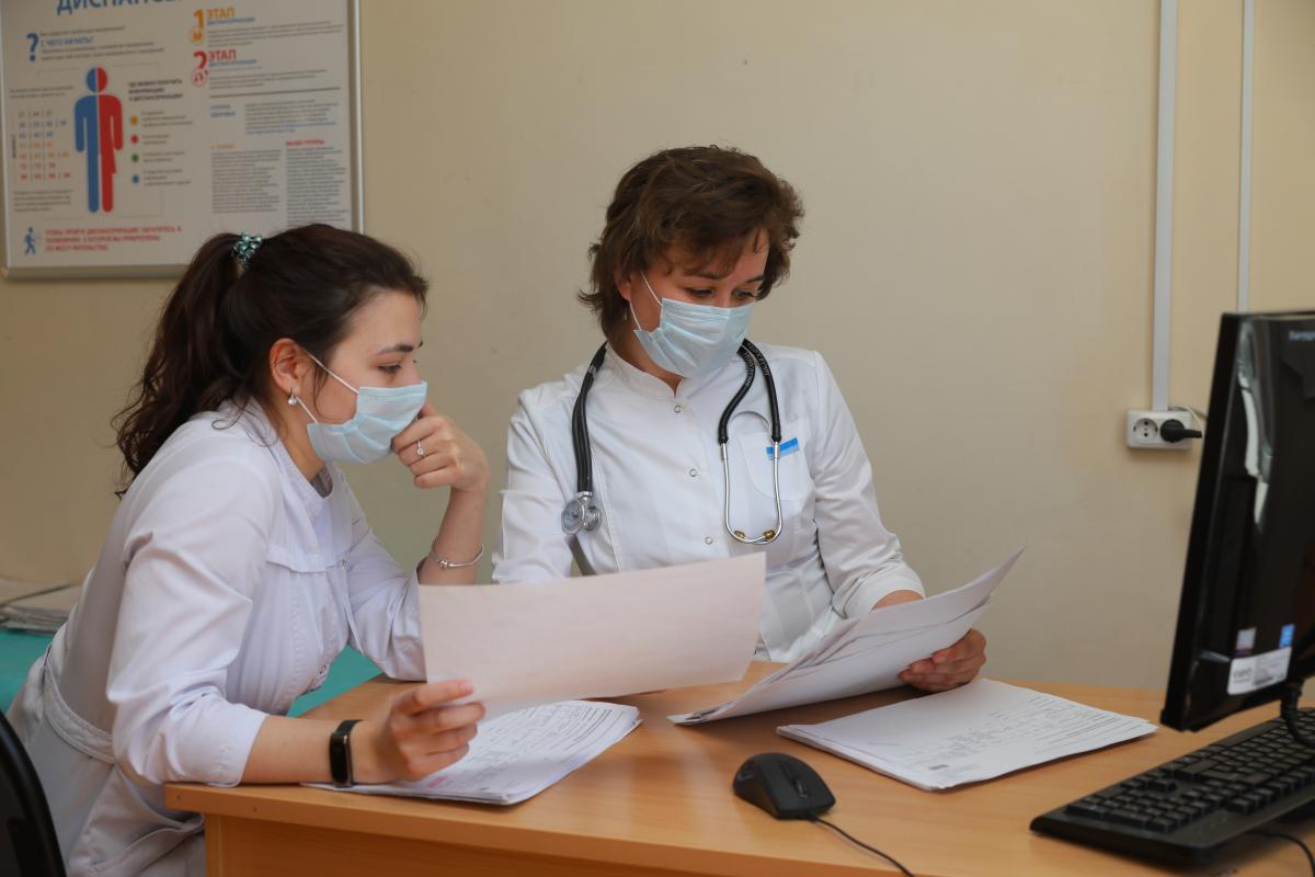 В Самарской области повысили выплаты молодым медикам за выбор востребованных специальностей