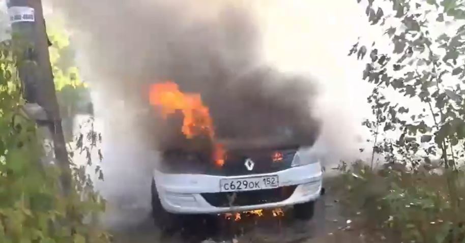 Автомобиль загорелся в Дзержинске