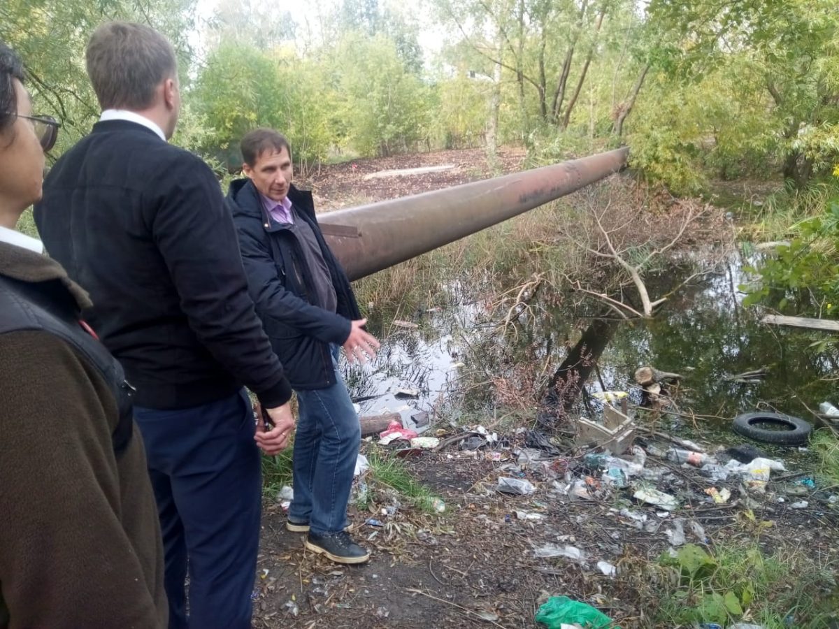 Сотрудники Министерства экологии обследовали озера на предмет загрязнения бытовым мусором