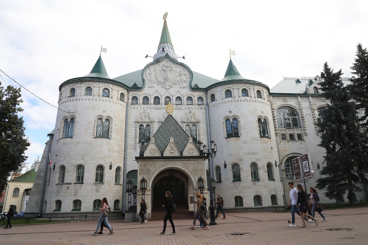 Экскурсия по зданию центрального банка на Большой Покровской в Нижнем  Новгороде 3 октября 2020 года | Нижегородская правда