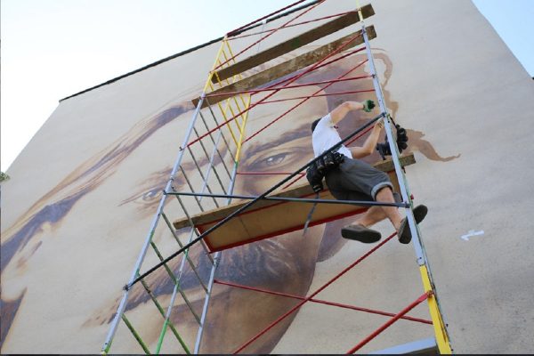 Лица города: граффити художник Алексей LexusOne рассказал о новом проекте с героями Нижнего Новгорода