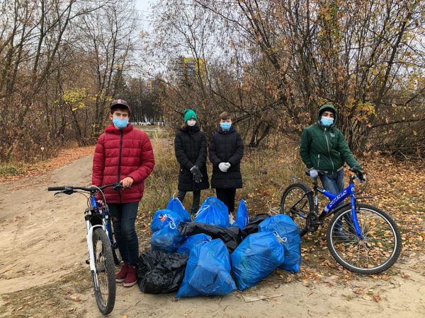 Участники велоплоггинга собрали более 30 кг мусора в Сормовском районе Нижнего Новгорода