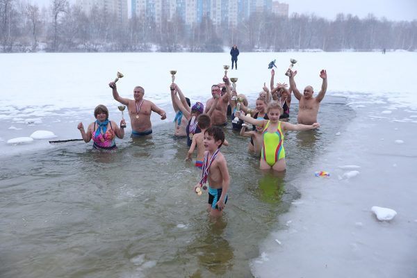 Нижегородские моржи отпразднуют 8 Марта пробежкой на берегу озера