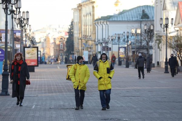 «До 100 рублей за заказ». Курьеры Нижнего Новгорода опровергли слухи о своем высоком заработке