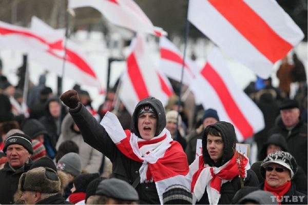 Что на самом деле означает флаг белорусской оппозиции