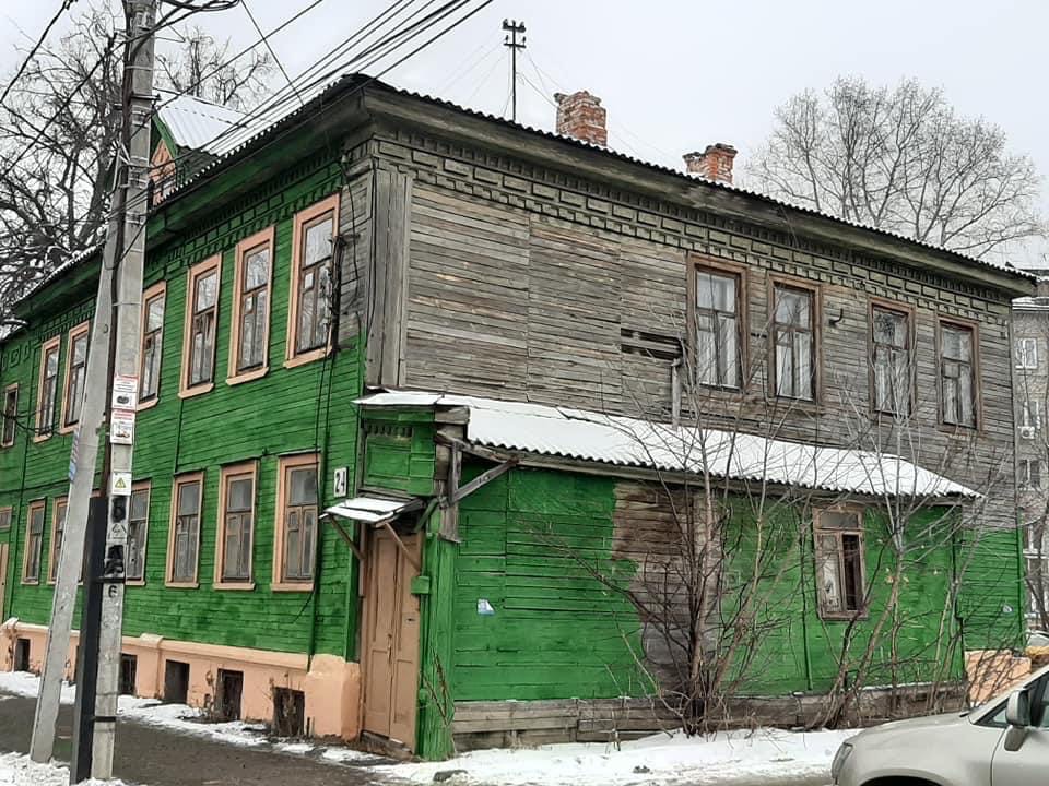 Ситуацию с ремонтом дома № 24 по улице Костина прокомментировали в департаменте жилья Нижнего Новгорода
