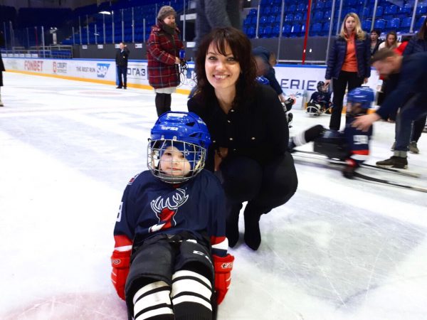 Президент благотворительного фонда «Хоккей для всех» Анна Егорова: «Через игру мы хотим показать, что возможности человека безграничны»