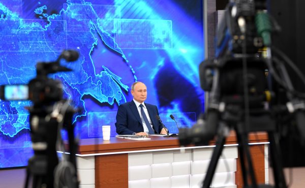 Владимир Путин назвал сроки выхода из коронакризиса