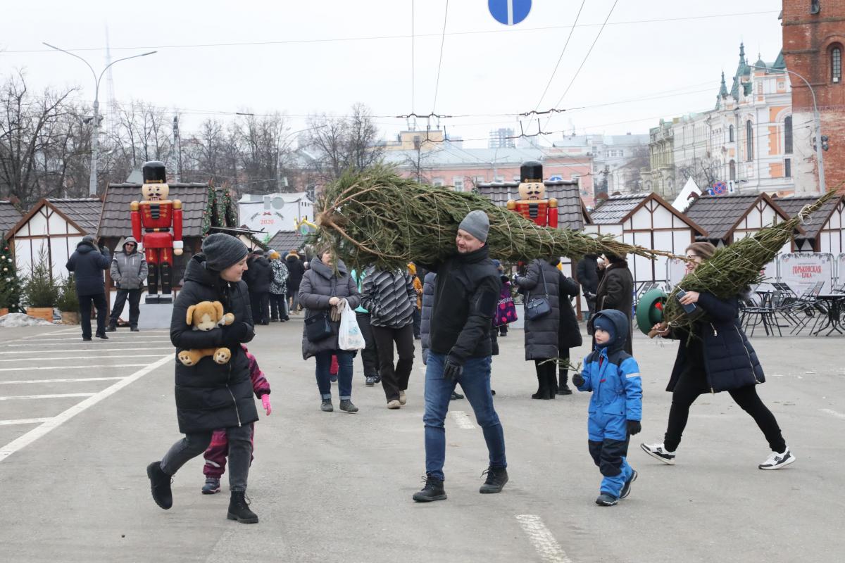 Подготовка к Новому году в Нижнем Новгороде 18 декабря 2020 года |  Нижегородская правда