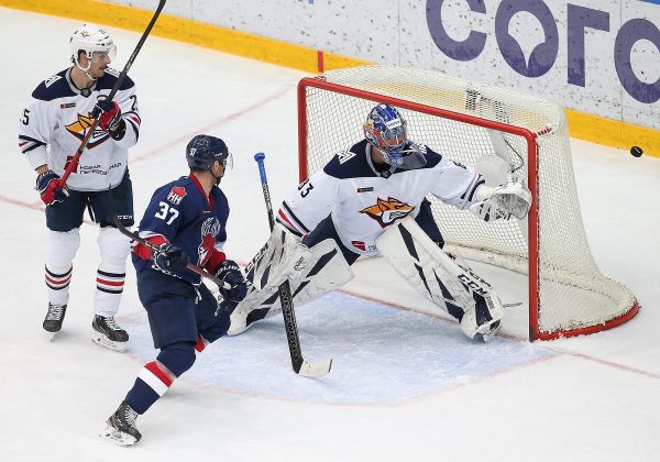 Нижегородское «Торпедо» не справилось с «Магниткой»