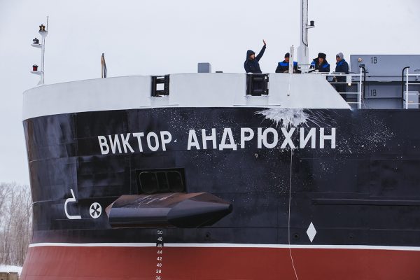 Завод «Красное Сормово» спустил на воду новый сухогруз