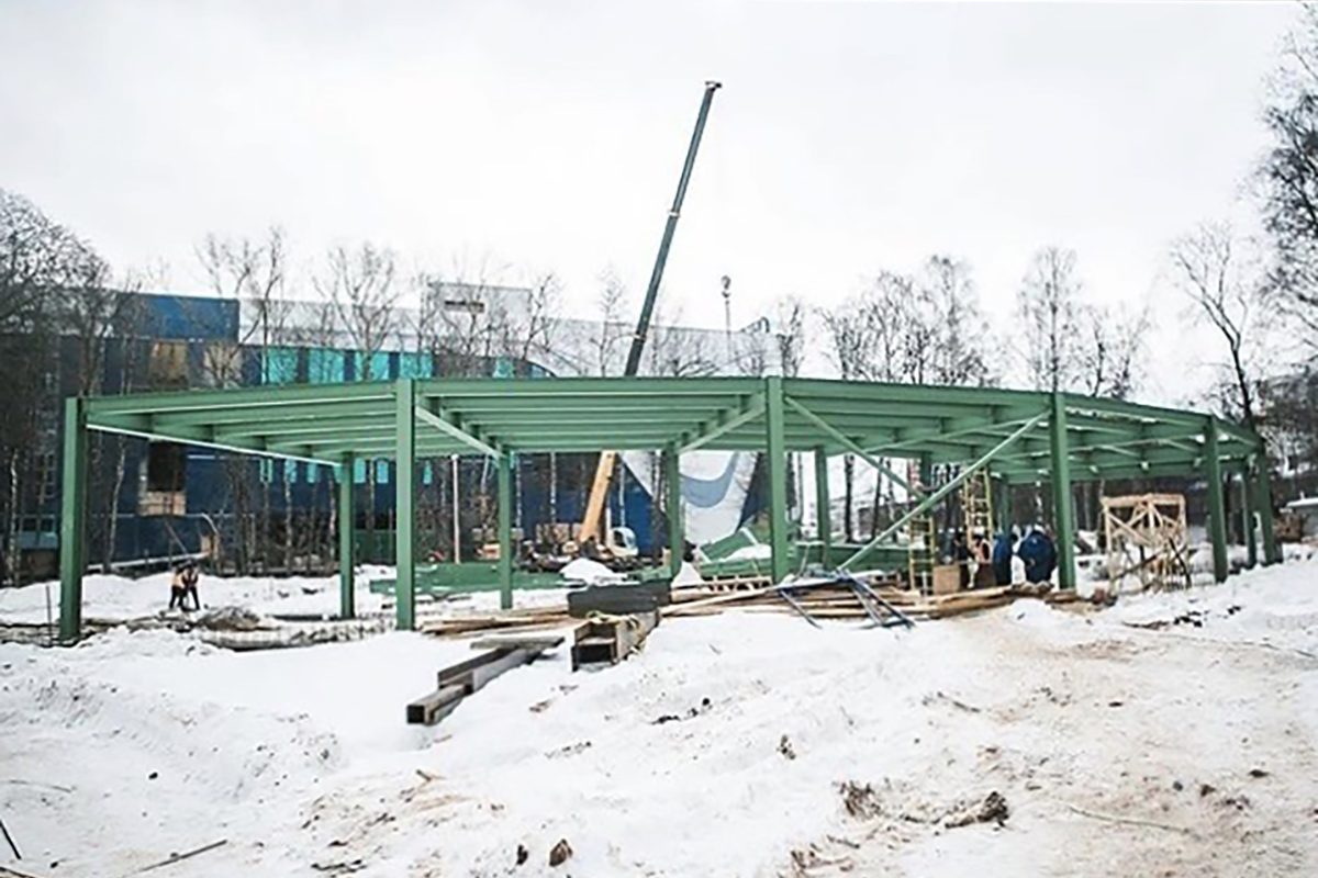 В парке «Швейцария» началось строительство павильона «Детского центра»