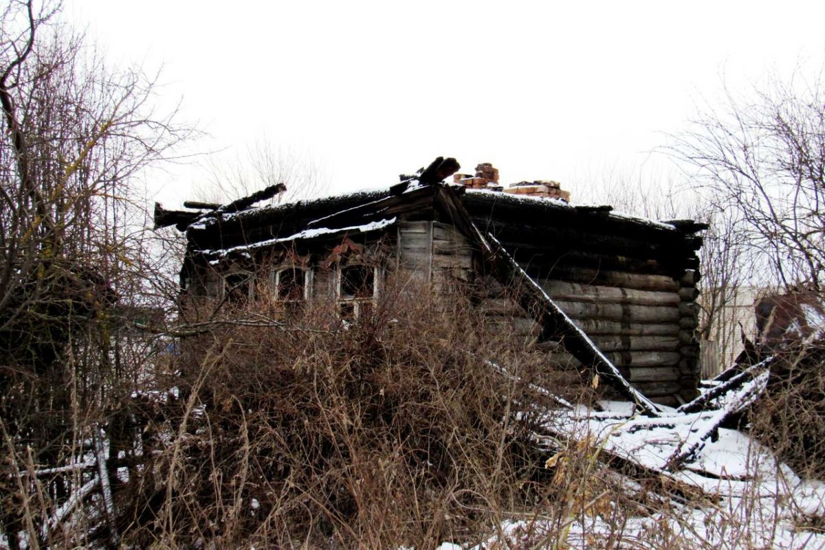 Жительница Шатковского района подожгла дом соседей из-за конфликтов с ними