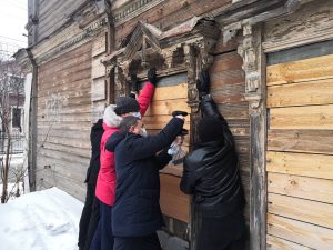 Резной наличник, украденный с объекта культурного наследия на улице Нижегородской области, вернули на место