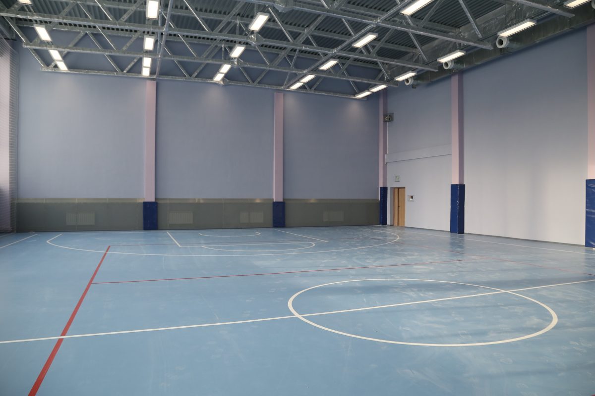 В новой школе есть спортивный и хореографический залы