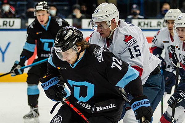 Хоккеисты «Торпедо» одержали невероятную победу над «Динамо»