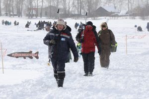 Клевая FISHка: смотрим, как прошел фестиваль подлёдного лова «Чкаловская рыбалка»