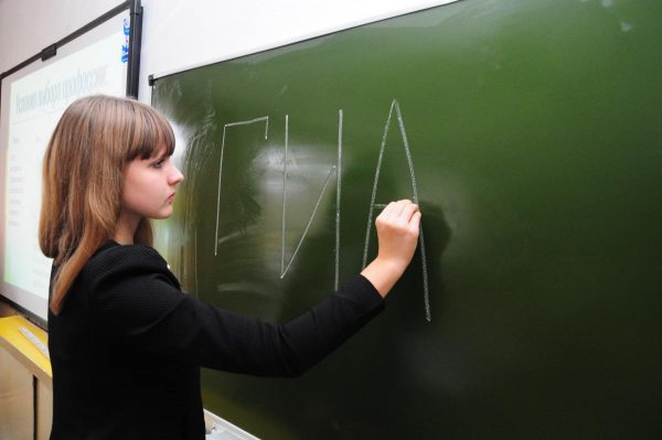 825 нижегородских девятиклассников получили высший балл на итоговом собеседовании по русскому языку