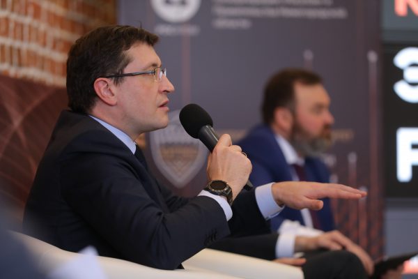 Глеб Никитин стал одним из лидеров медиарейтинга среди глав регионов Приволжского федерального округа
